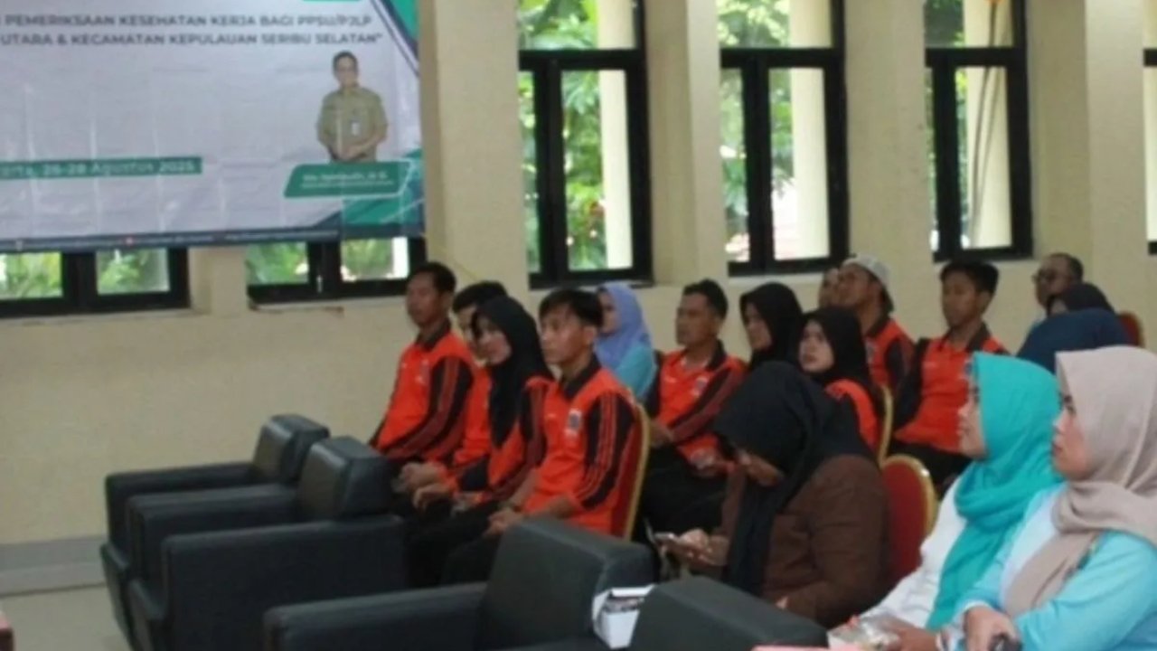 Pekerja Kepulauan Seribu Miliki Tantangan Ekstrem