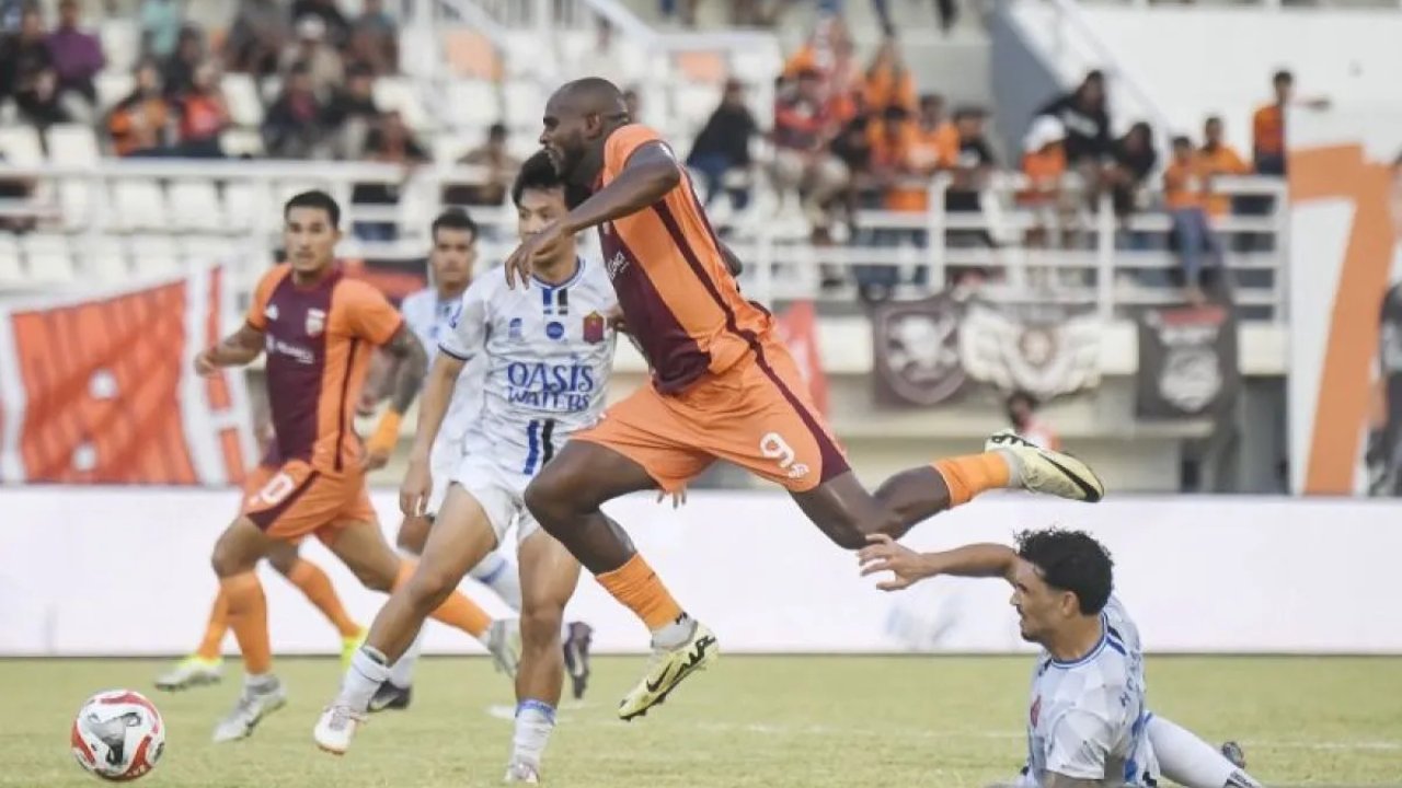 Jadwal Lengkap Super League Persib Bandung Jamu Borneo FC, Dewa United Lawan Persija