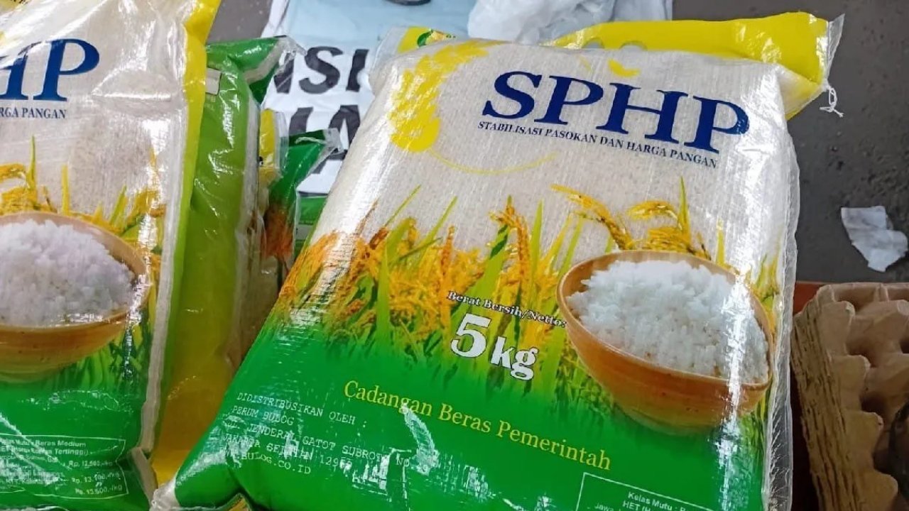 Bulog Sumut Guyur 5.600 Ton Beras SPHP, Harga di Pasar Mulai Turun