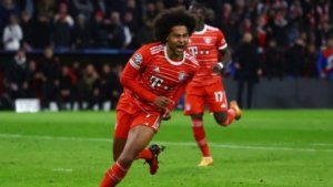 Bayern Muenchen Pertahankan Puncak Klasemen Usai Menang Tipis 3-2 atas Augsburg