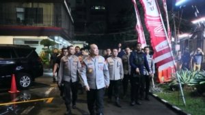 TNI Dan Polri Perketat Patroli hingga RT/RW untuk Cegah Penjarahan Pasca Kerusuhan