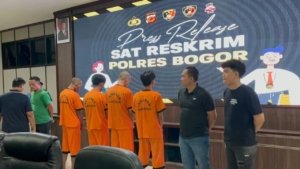 Polres Bogor Bekuk Empat Tersangka Penyebar Pamflet Serangan Brimob Cikeas