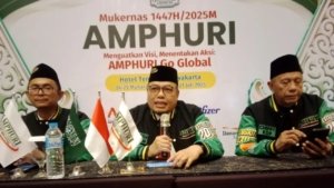 KPK Dalami Dugaan Biaya Kuota Tambahan Haji, Ketum Amphuri Diperiksa
