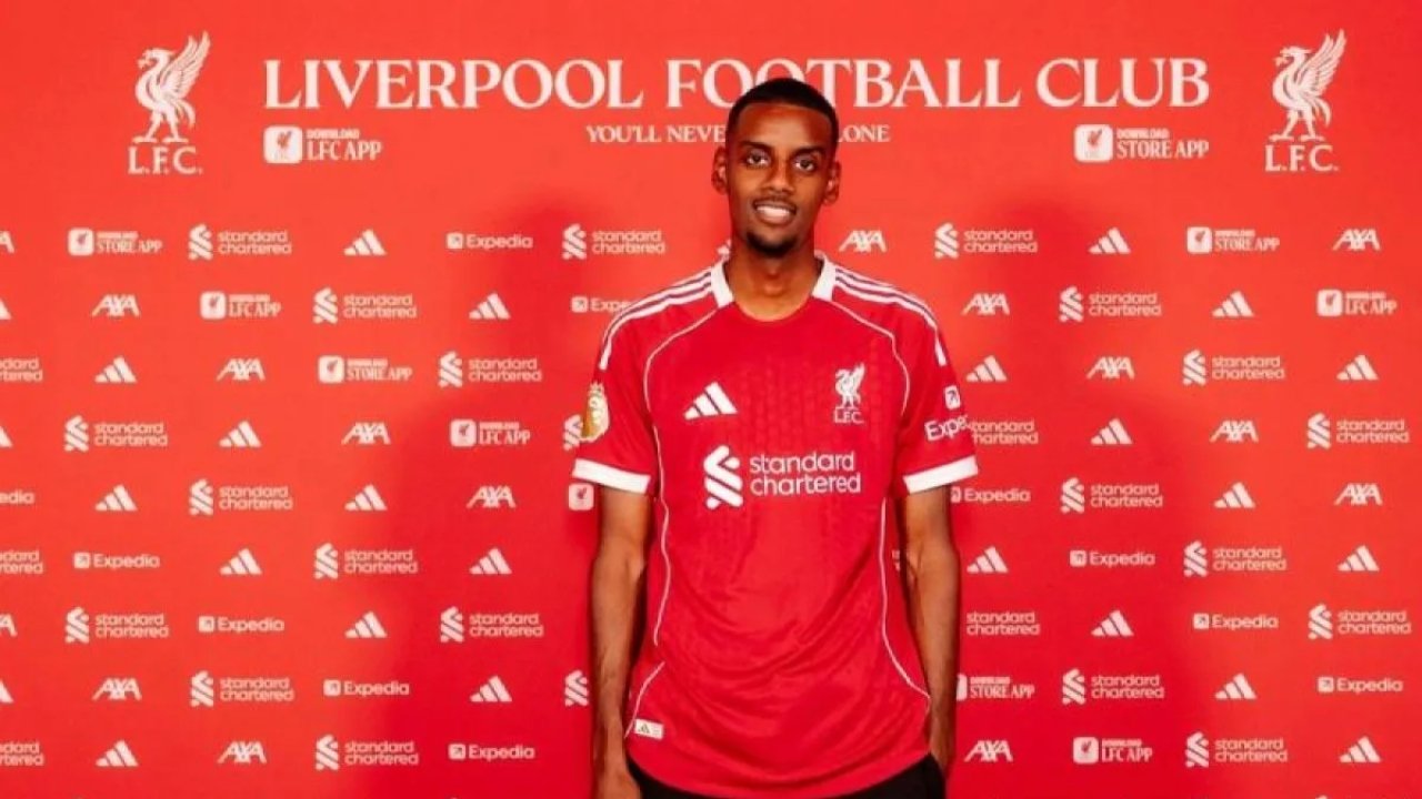 Liverpool Resmi Boyong Alexander Isak, Penyerang Subur Liga Inggris