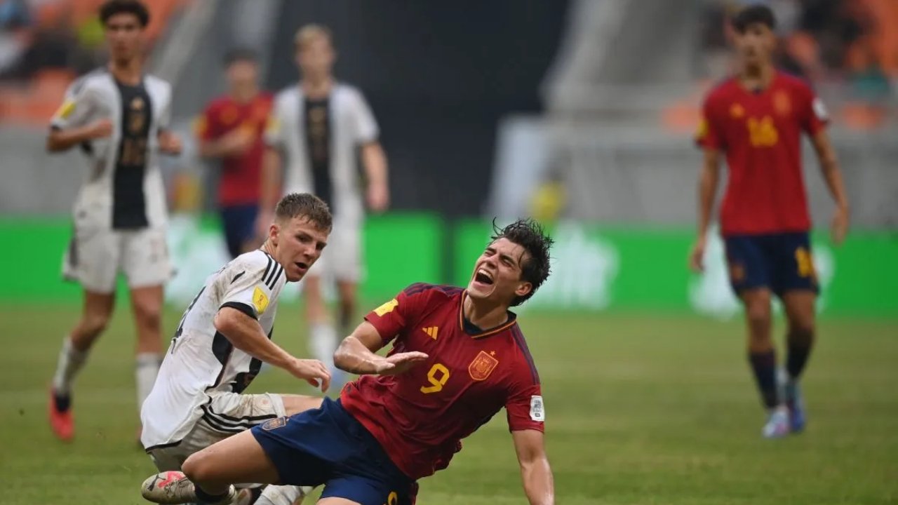 Chelsea Hadapi Krisis Penyerang, Marc Guiu Dipanggil Kembali