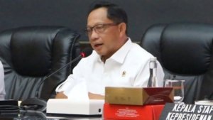 Mendagri Tito Karnavian Tekankan Pemda Harus Jawab Kritik Masyarakat dengan Dialog dan Empati