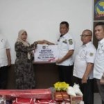 Bupati Asahan Langsung Salurkan Bantuan untuk Keluarga Korban Longsor