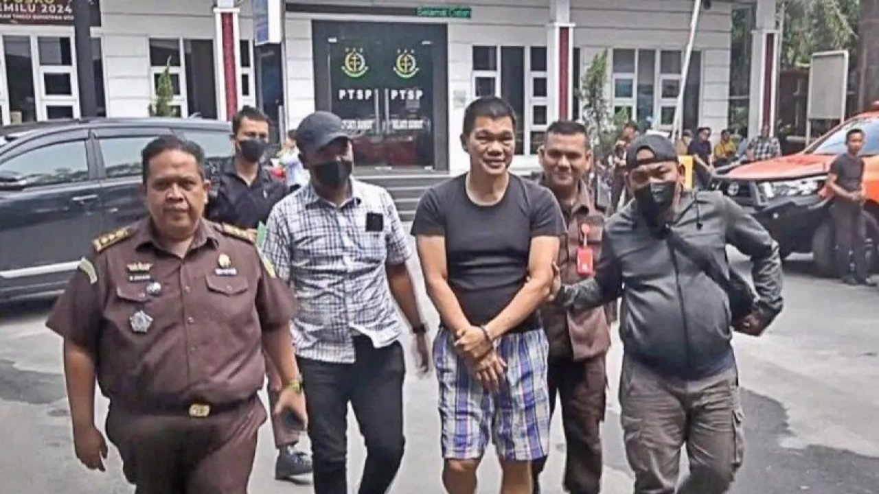 Tim Tabur Kejati Sumut Tangkap Buronan Kasus Penipuan di Tanjung Balai
